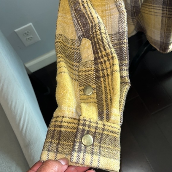 Better Be M/L button down shirt corduroy and plaid print. - Picture 3 of 7